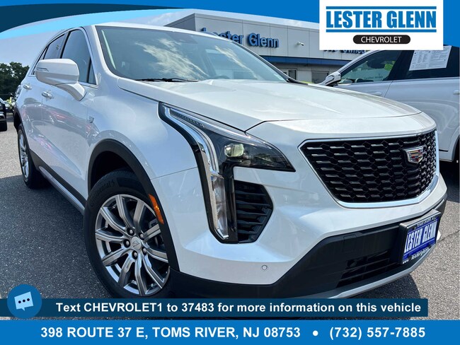 2023 CADILLAC XT4 Premium Luxury SUV