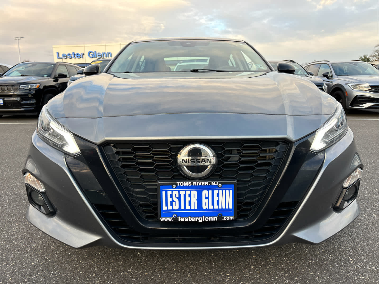 2022 Nissan Altima 2.5 SR photo 3