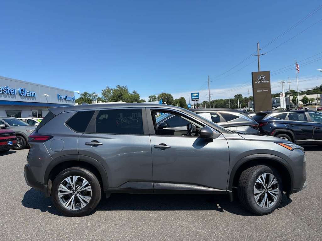 Used 2023 Nissan Rogue SV SUV