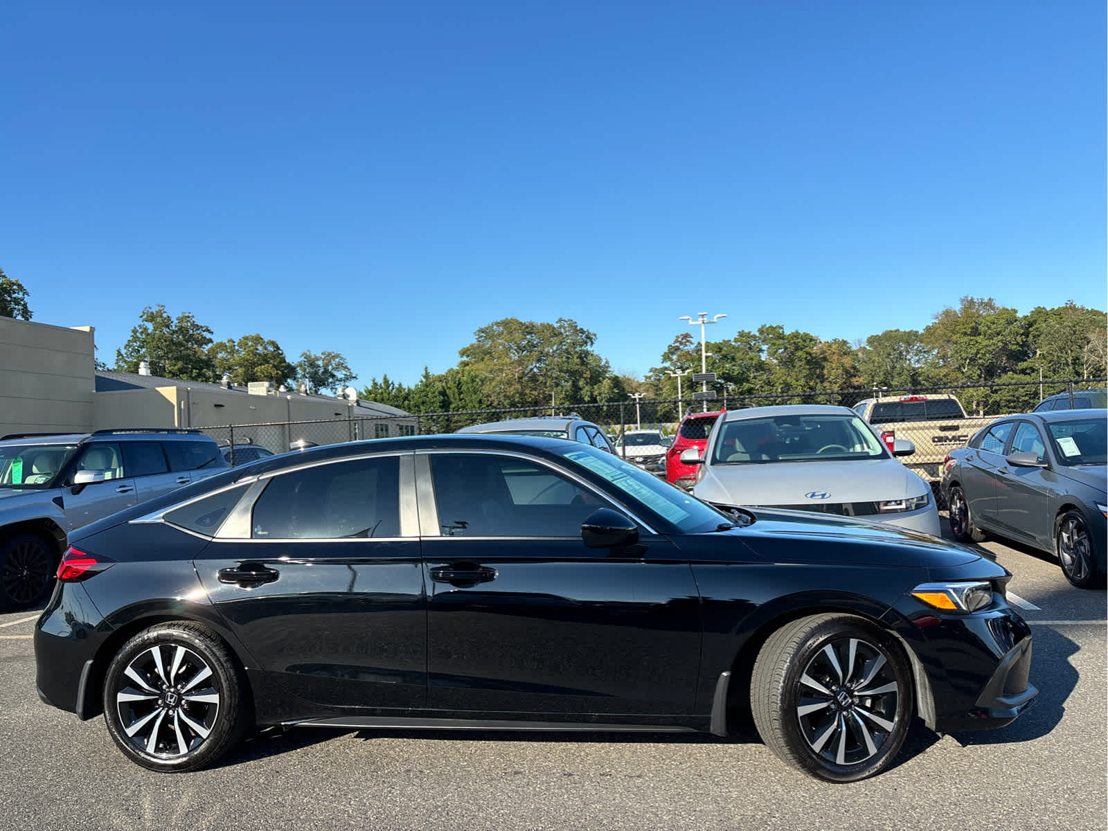 2024 Honda Civic EX-L Hatchback photo 2