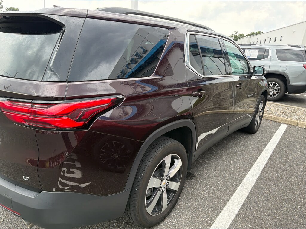Certified 2023 Chevrolet Traverse LT Leather SUV