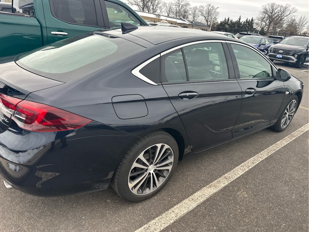 Used 2020 Buick Regal Sportback Essence Hatchback