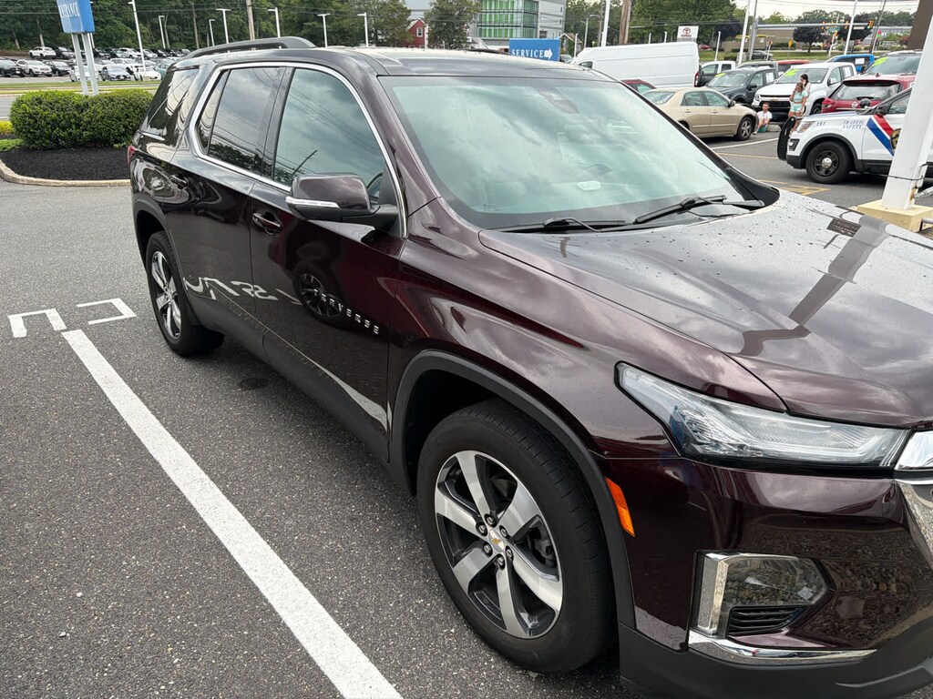 Certified 2023 Chevrolet Traverse LT Leather SUV