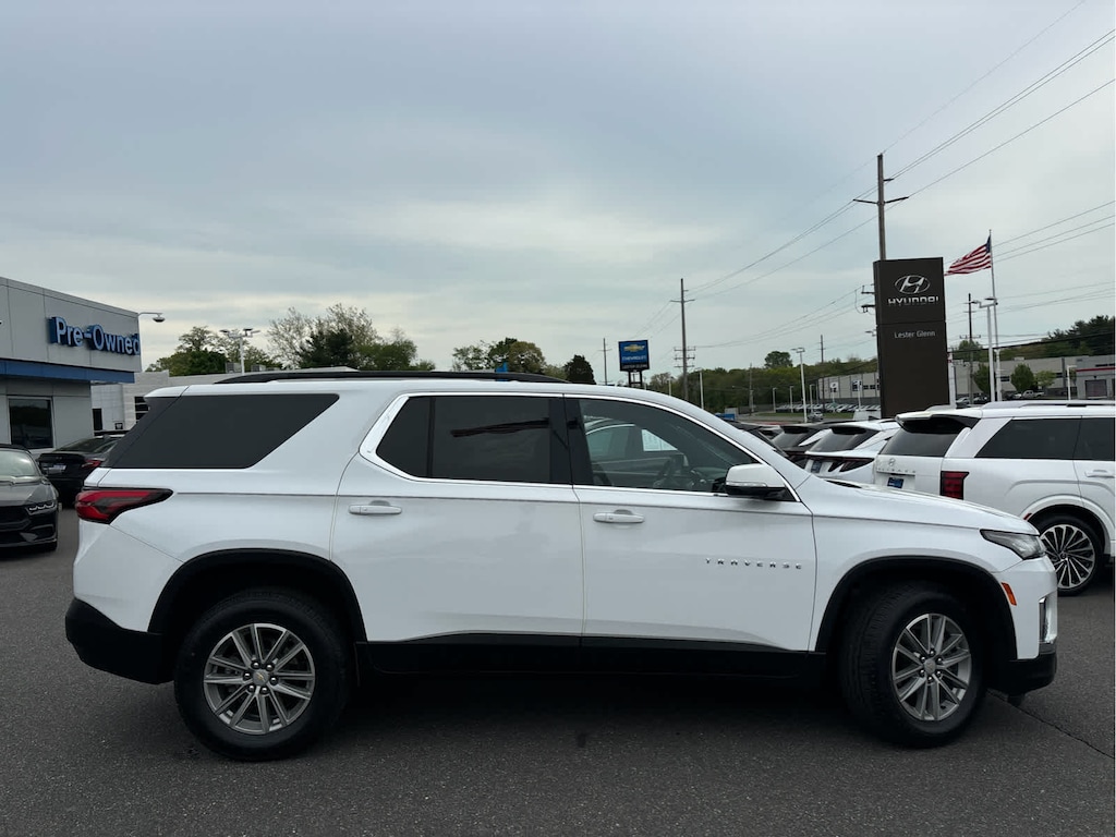Certified 2023 Chevrolet Traverse LT Cloth w/1LT SUV