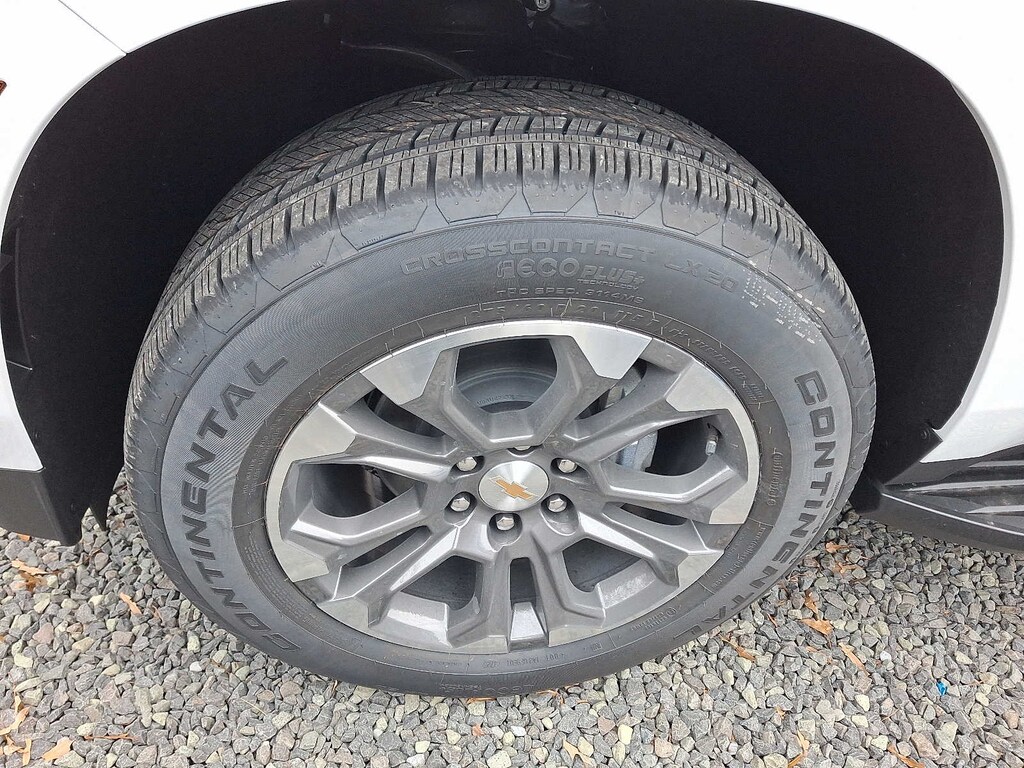 New 2026 Chevrolet Suburban LT SUV