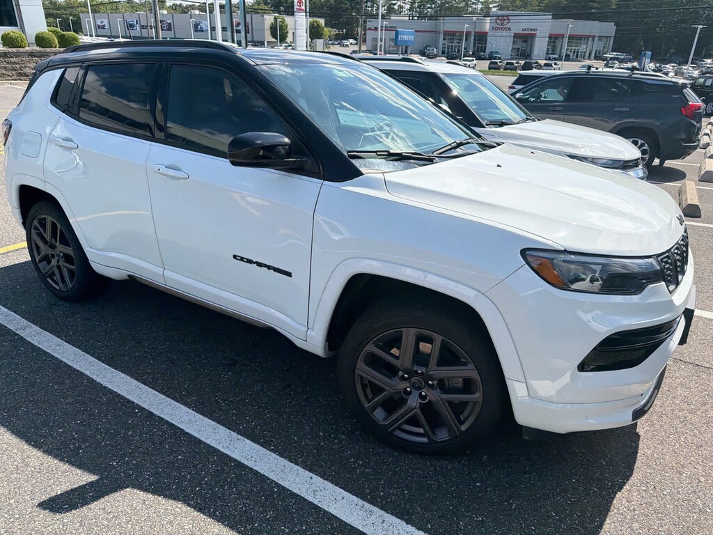 Used 2025 Jeep Compass Limited SUV