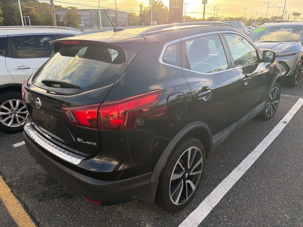 Used 2017 Nissan Rogue Sport SL SUV