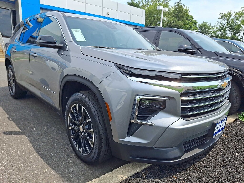 New 2026 Chevrolet Traverse LT SUV