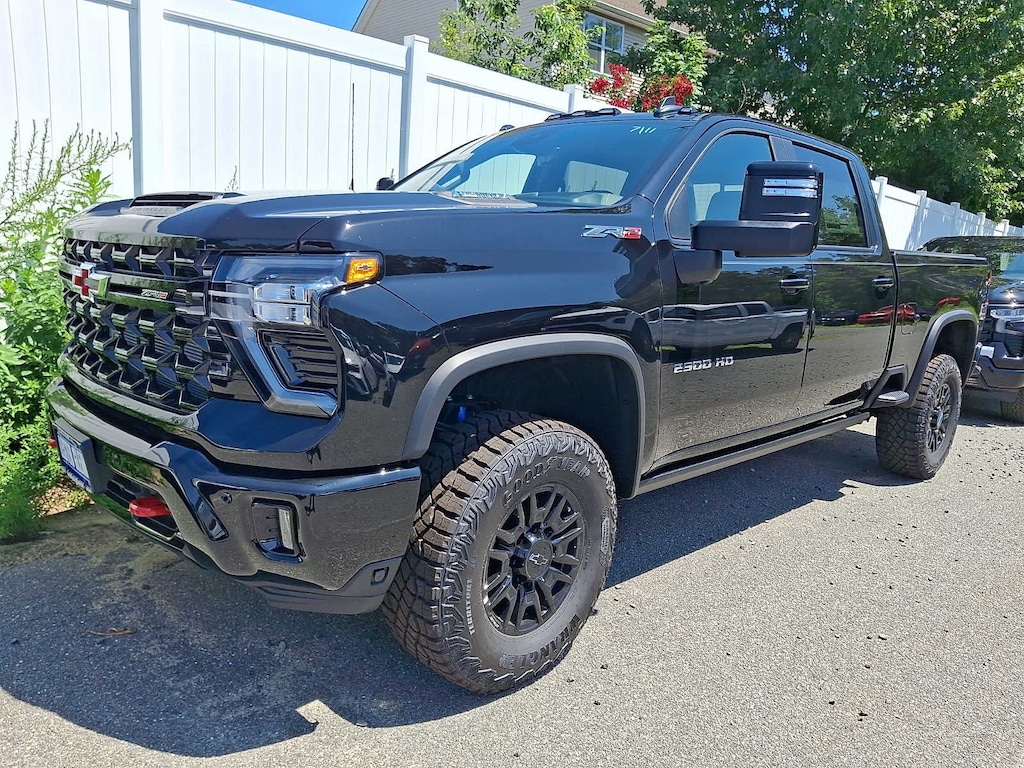 New 2026 Chevrolet Silverado 2500 HD ZR2 Truck Crew Cab