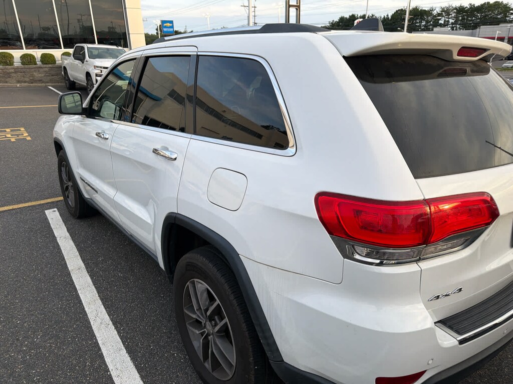 Used 2018 Jeep Grand Cherokee Limited 4x4 SUV