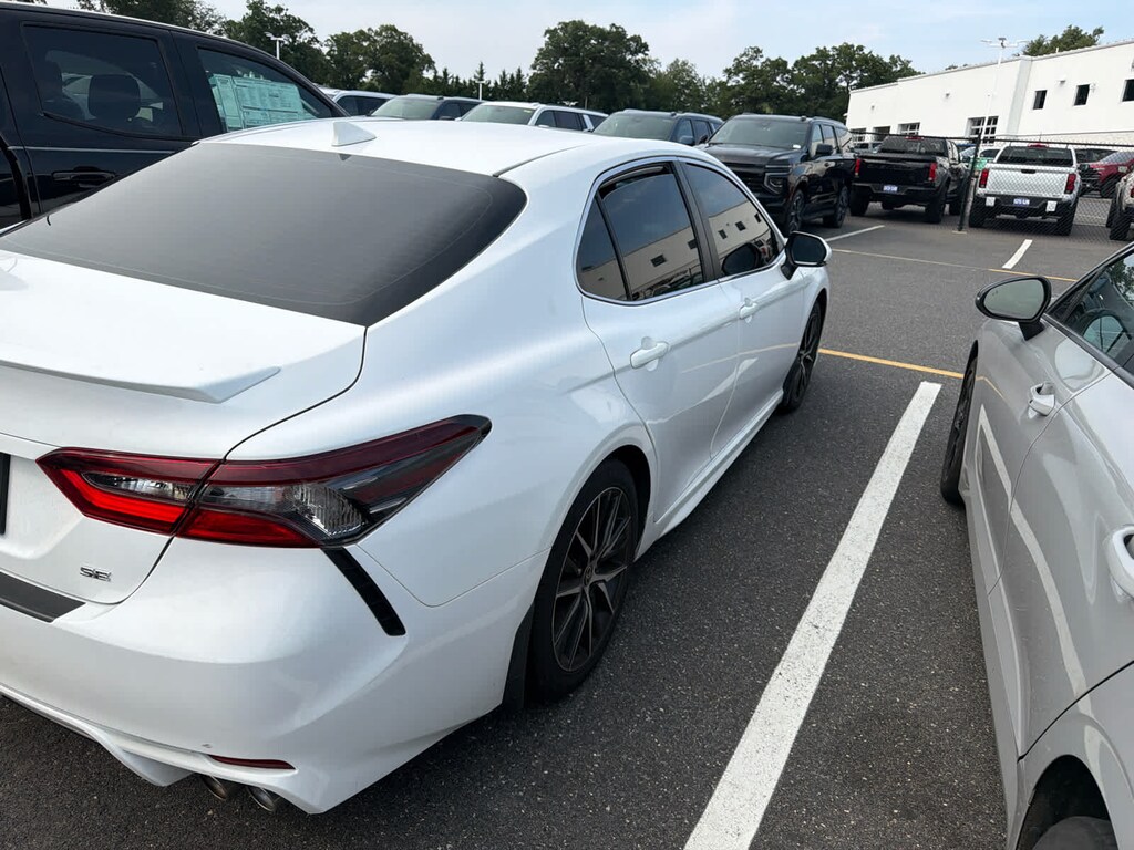 Used 2022 Toyota Camry SE Sedan