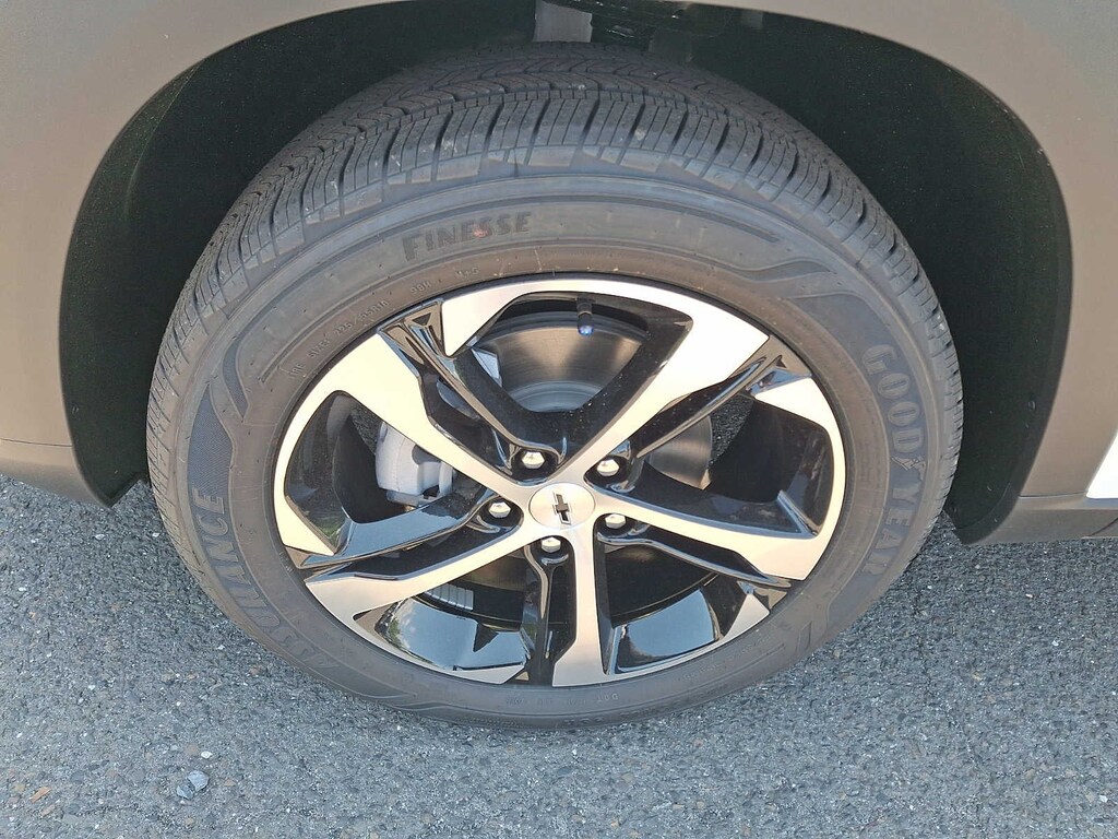 New 2026 Chevrolet Trax 1RS SUV
