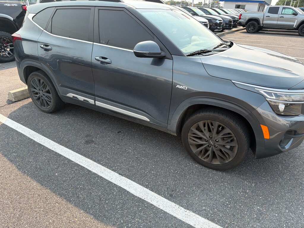 Used 2022 Kia Seltos Nightfall SUV