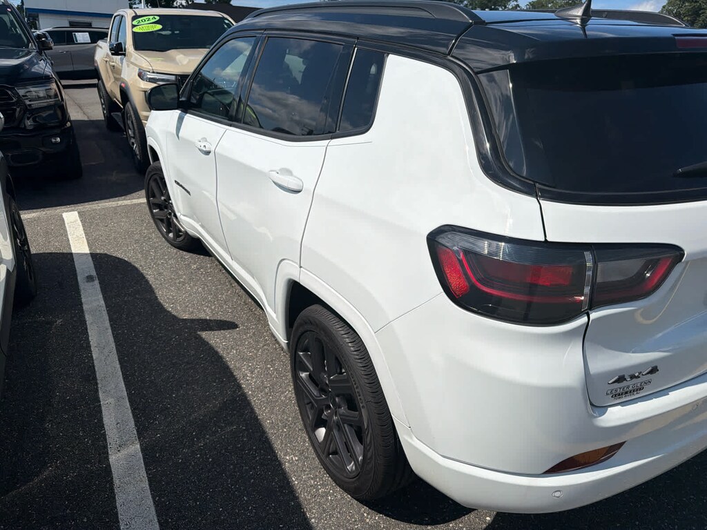 Used 2025 Jeep Compass Limited SUV