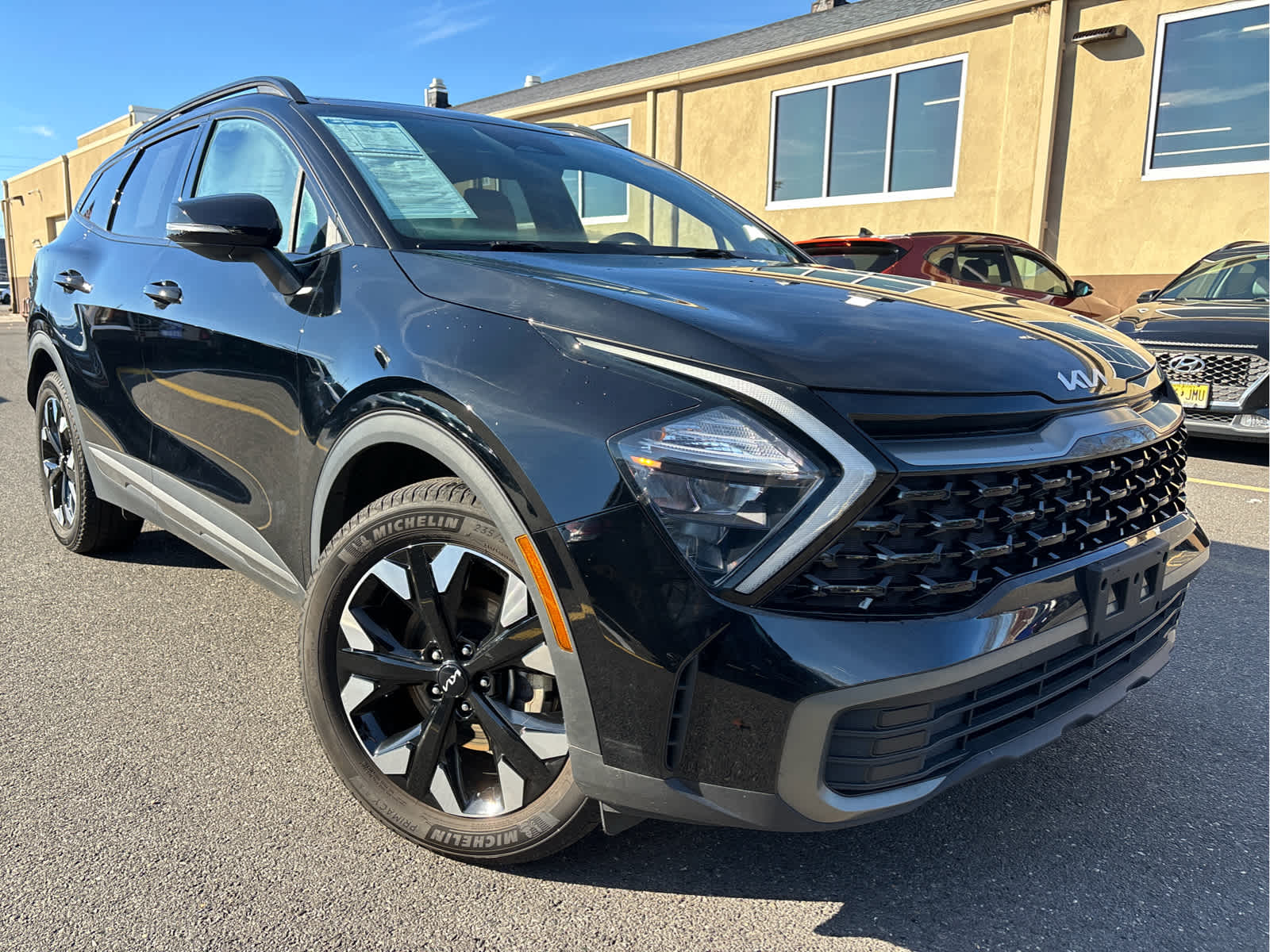 2023 Kia Sportage X-Line photo 2