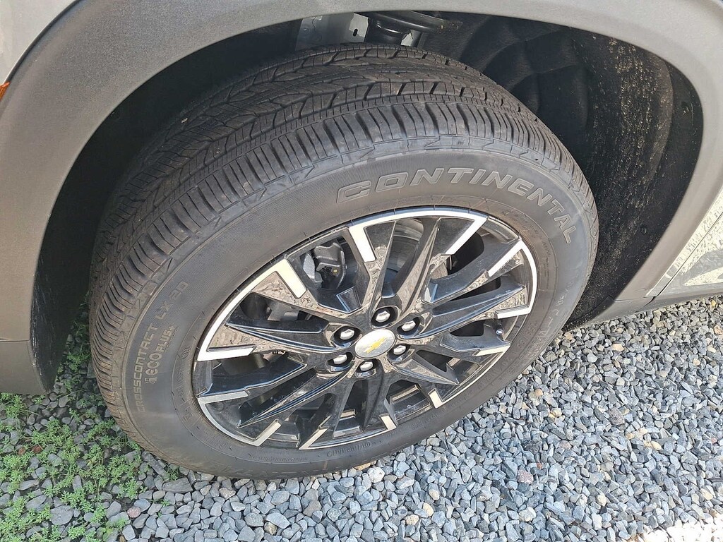 New 2026 Chevrolet Traverse LT SUV