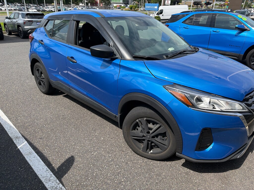 Used 2023 Nissan Kicks S SUV