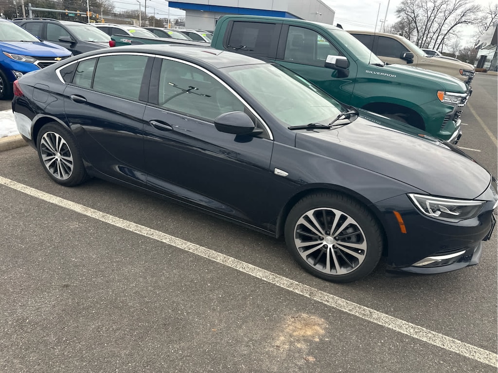Used 2020 Buick Regal Sportback Essence Hatchback