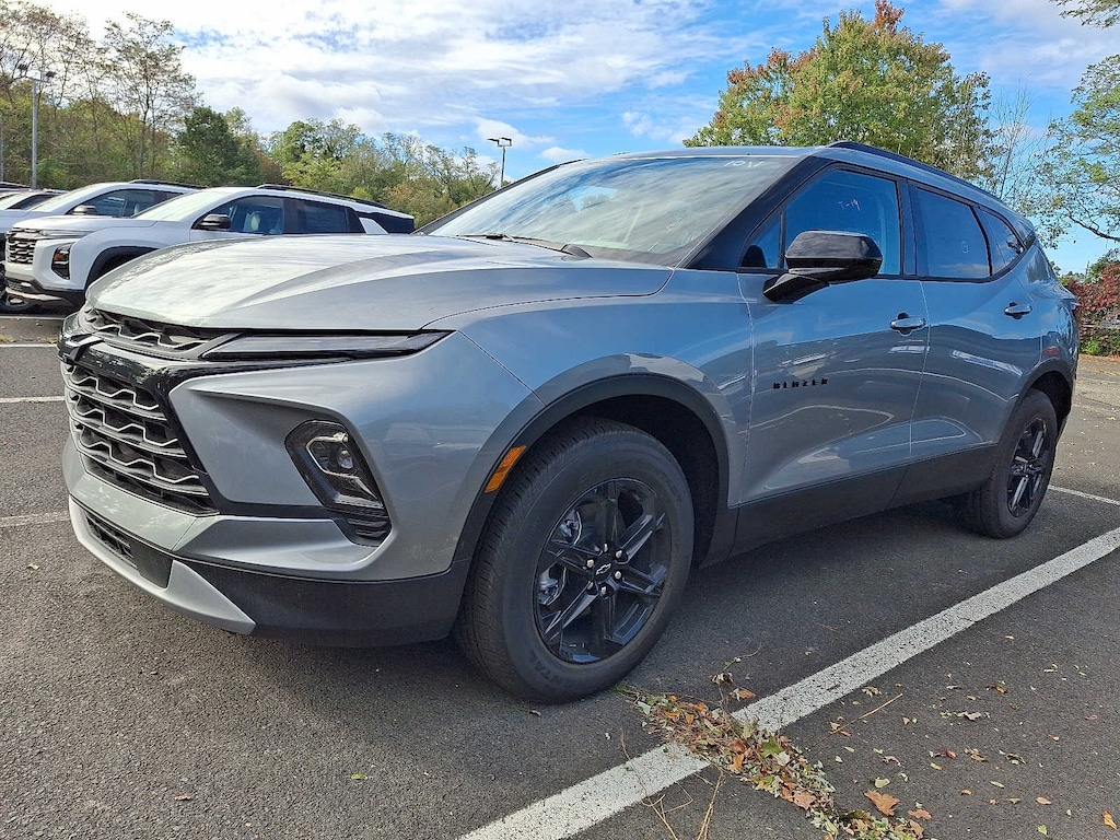 New 2025 Chevrolet Blazer LT w/2LT SUV