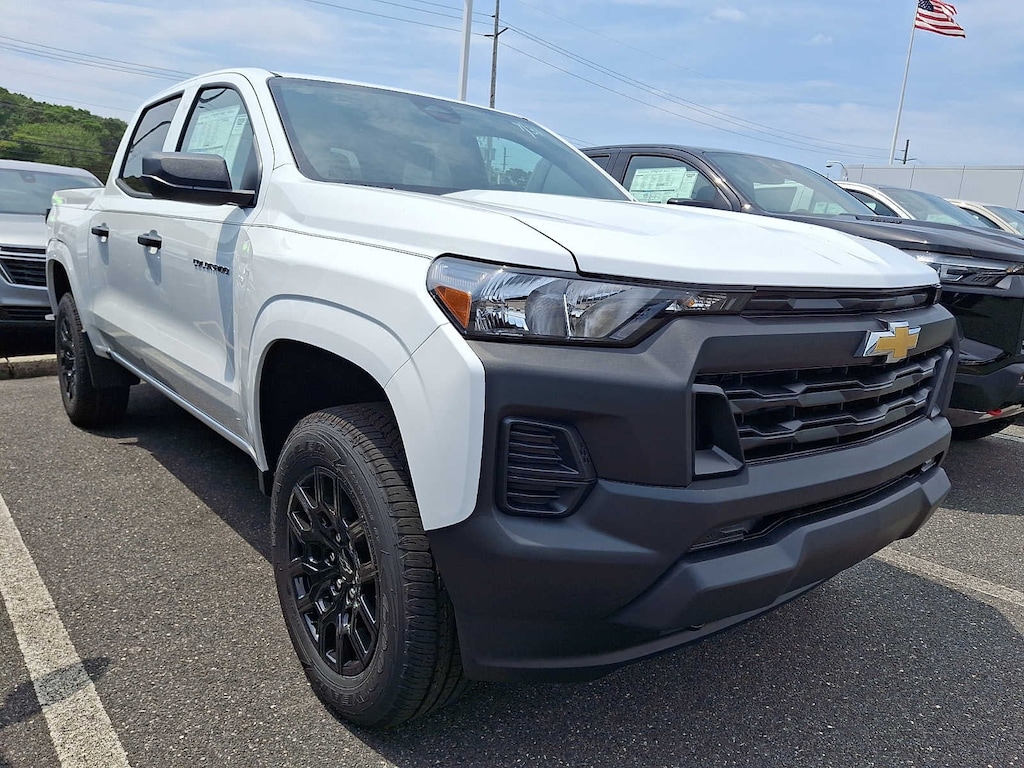 New 2026 Chevrolet Colorado WT Truck Crew Cab