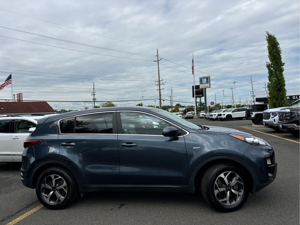 Used 2022 Kia Sportage LX SUV