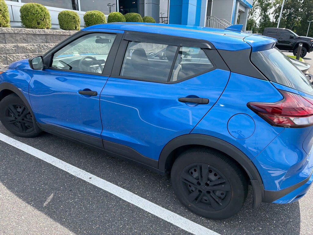 Used 2023 Nissan Kicks S SUV