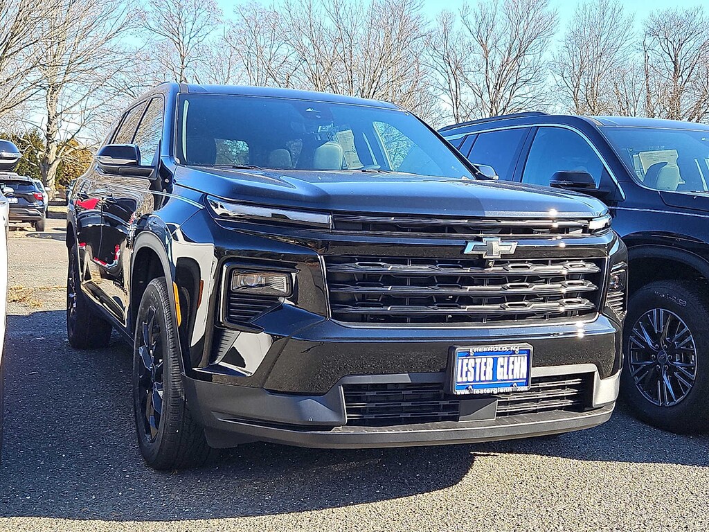 New 2026 Chevrolet Traverse AWD LT