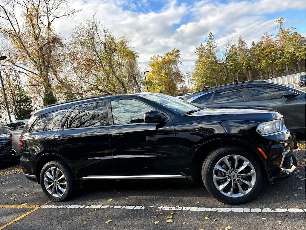 Used 2022 Dodge Durango SXT AWD