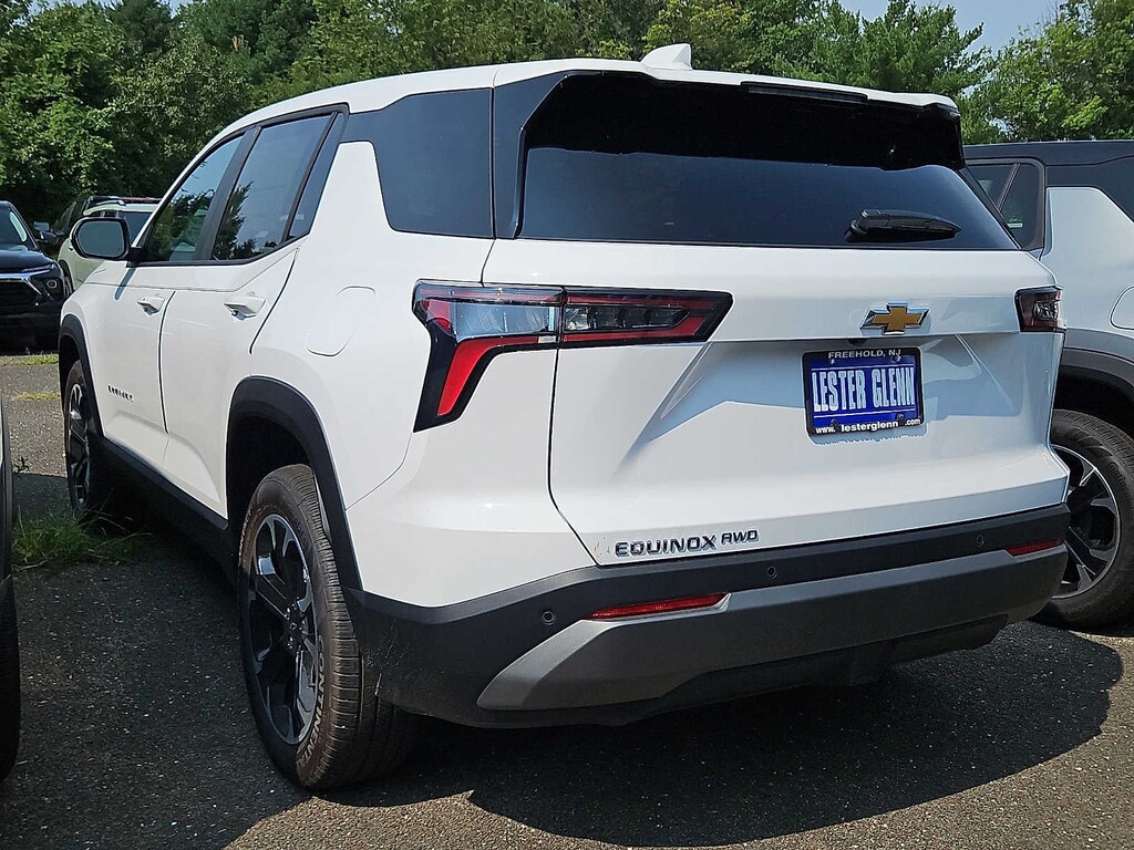 New 2027 Chevrolet Equinox LT SUV