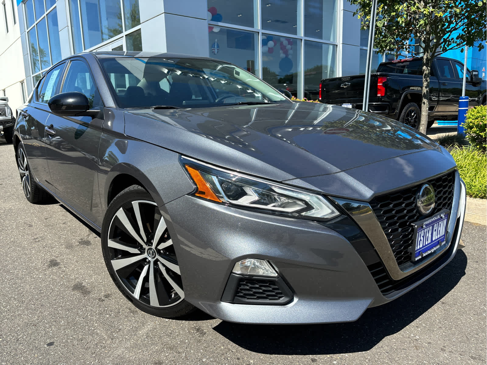 2022 Nissan Altima 2.5 SR photo 2
