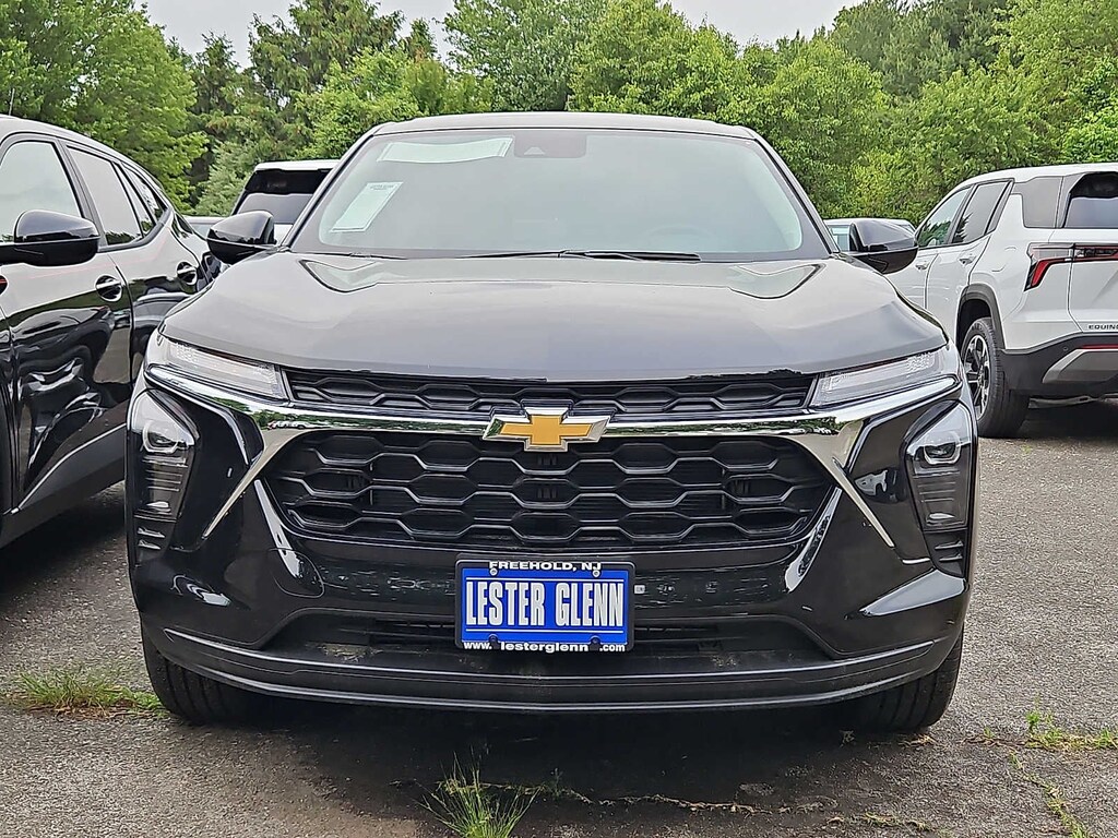 New 2026 Chevrolet Trax LS SUV