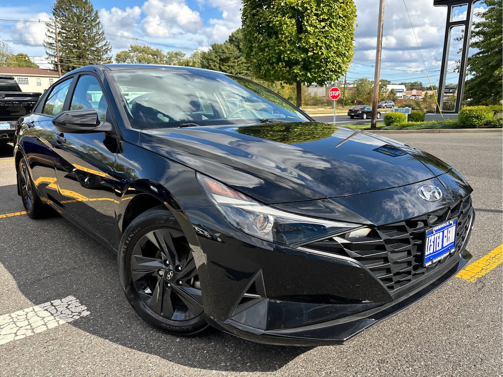 Used 2022 Hyundai Elantra SEL IVT