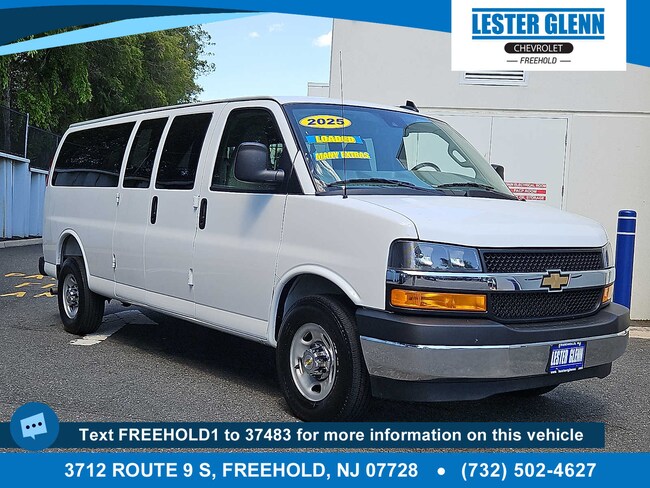 2025 Chevrolet Express Cargo 3500 LT RWD 3500 155