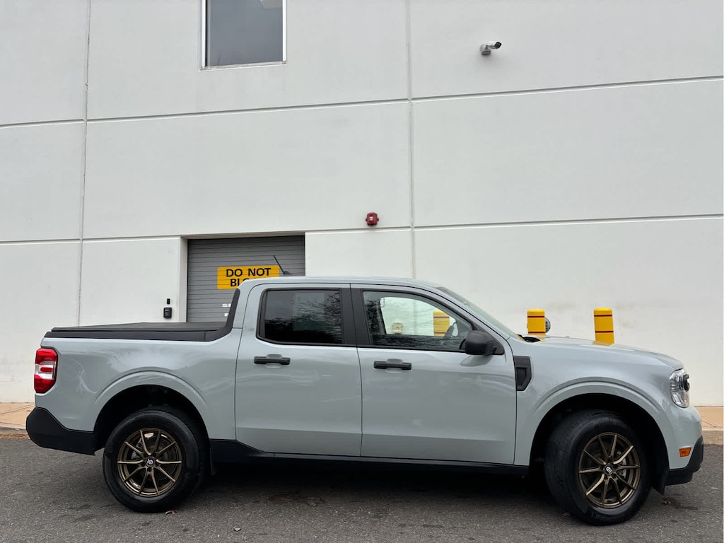 Used 2023 Ford Maverick XL FWD Supercrew FWD SuperCrew