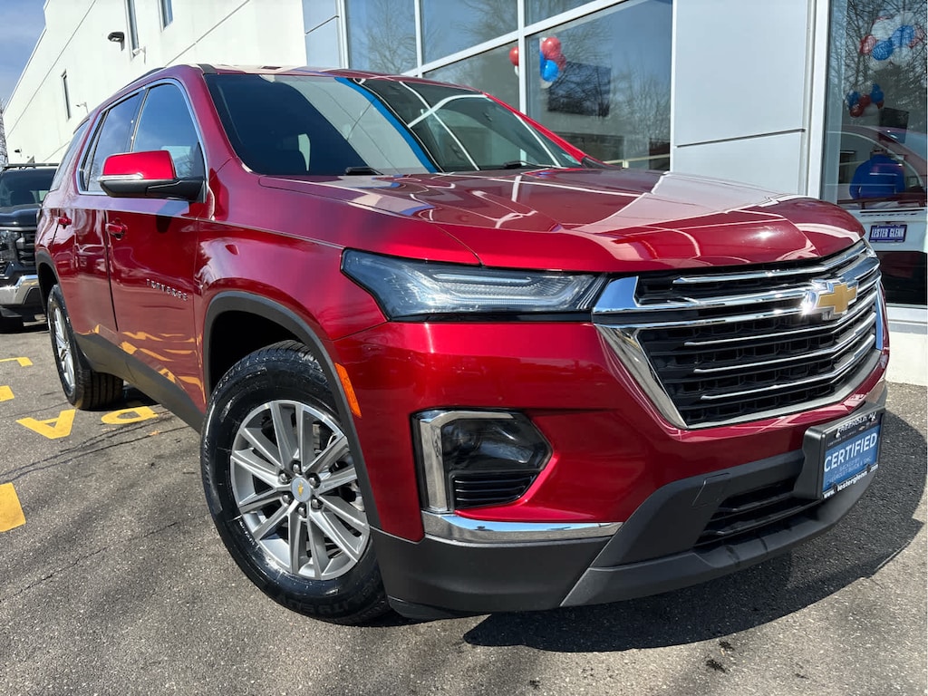 Certified 2023 Chevrolet Traverse LT Cloth AWD