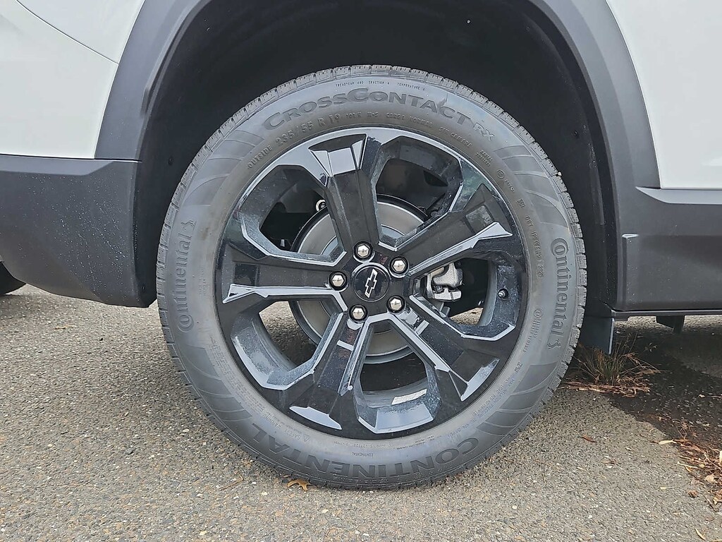 New 2026 Chevrolet Equinox AWD LT