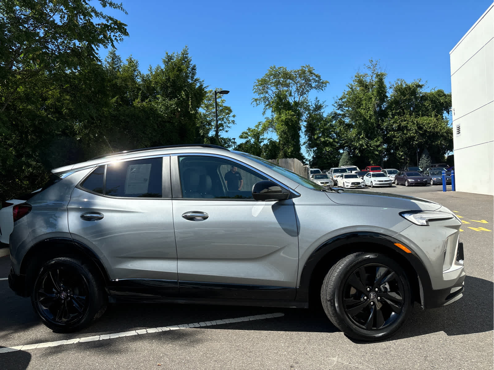 2024 Buick Encore GX Sport Touring photo 2