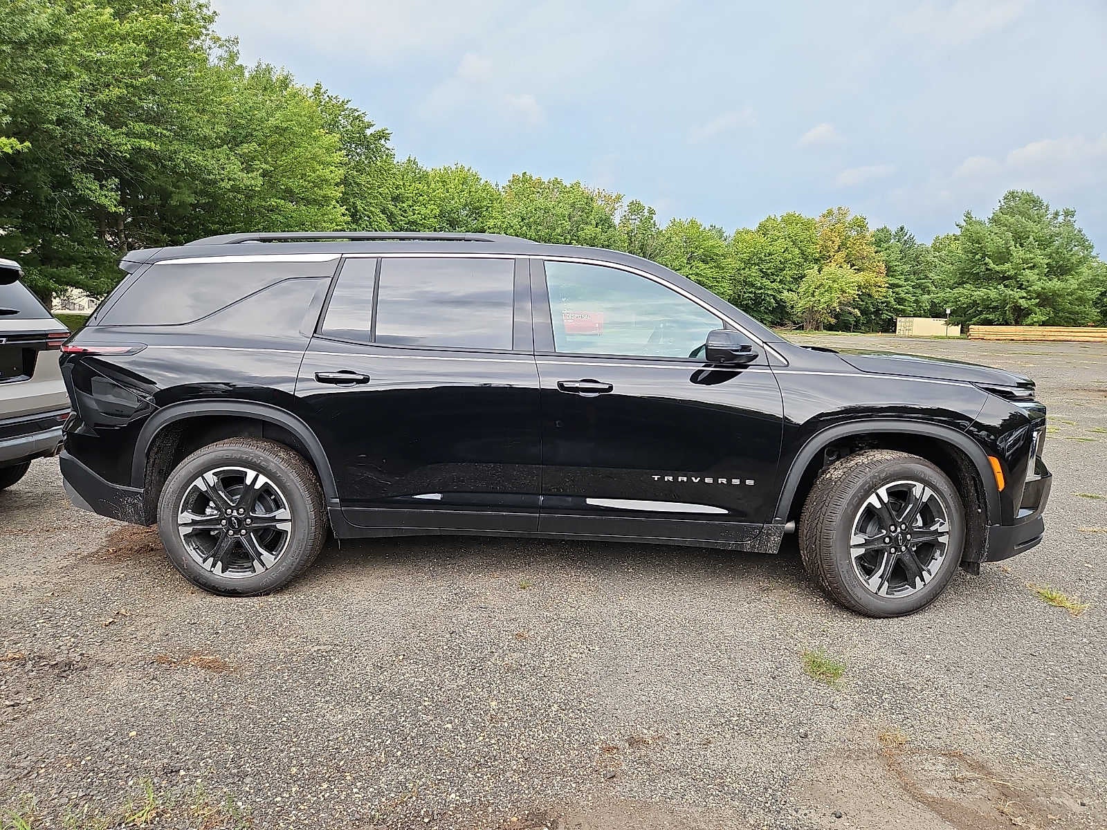 New 2027 Chevrolet Traverse LT SUV