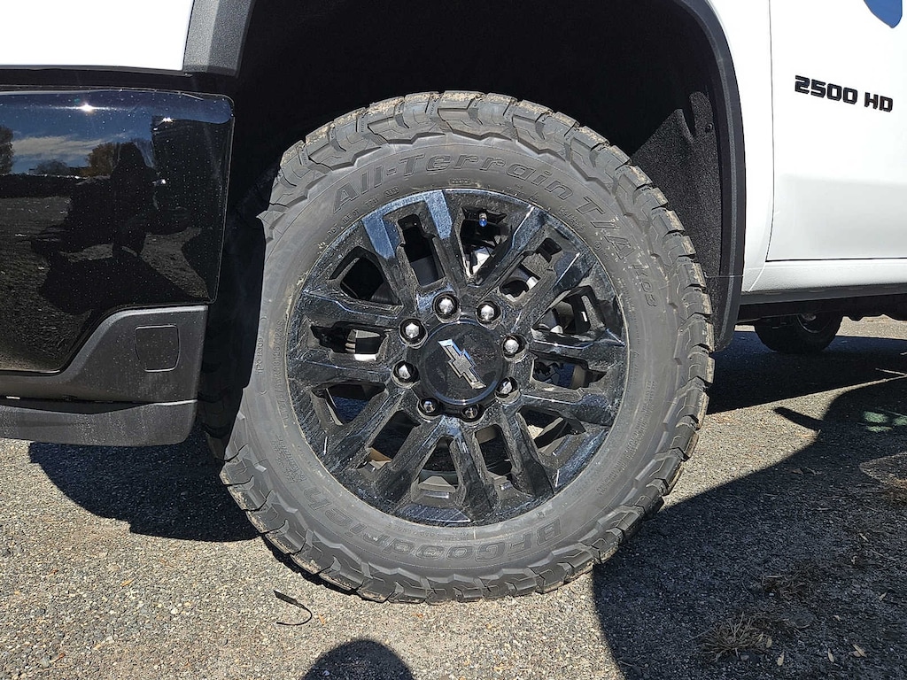 New 2026 Chevrolet Silverado 2500HD LT