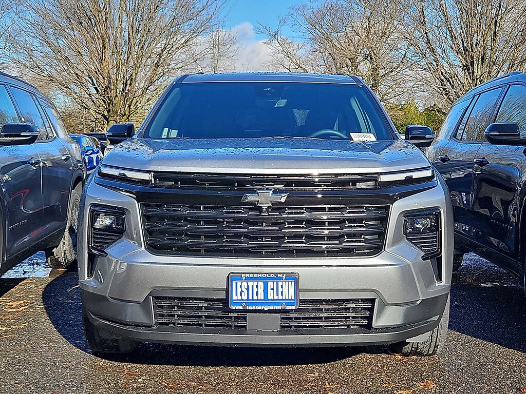 New 2026 Chevrolet Traverse AWD LT