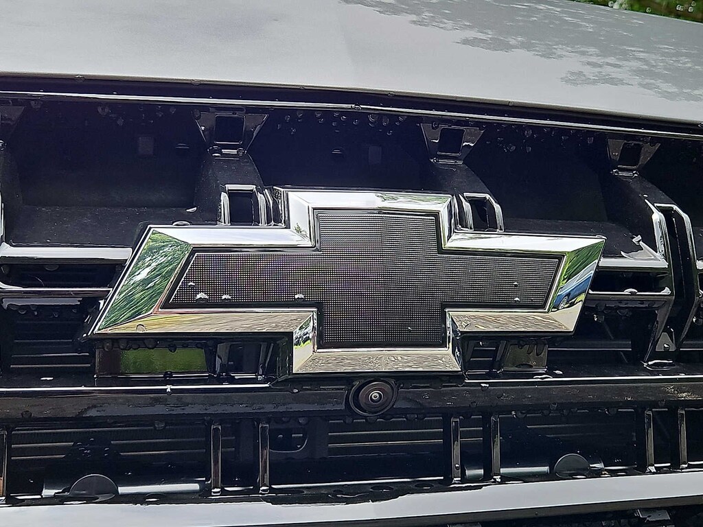 New 2026 Chevrolet Suburban Z71 SUV