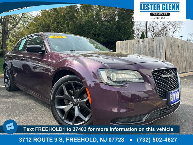 2020 Chrysler 300 Touring RWD