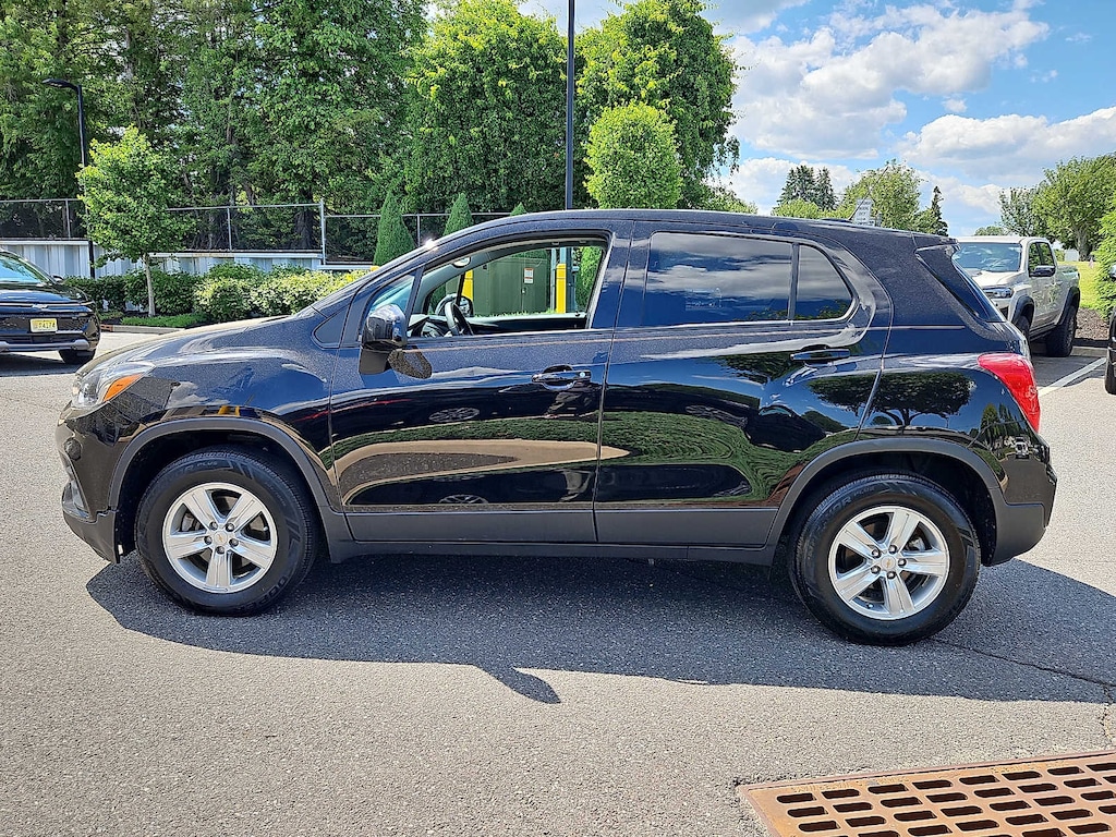 Used 2020 Chevrolet Trax LS AWD