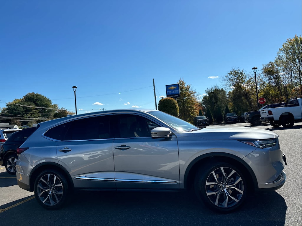 Used 2022 Acura MDX w/Technology Package SH-AWD