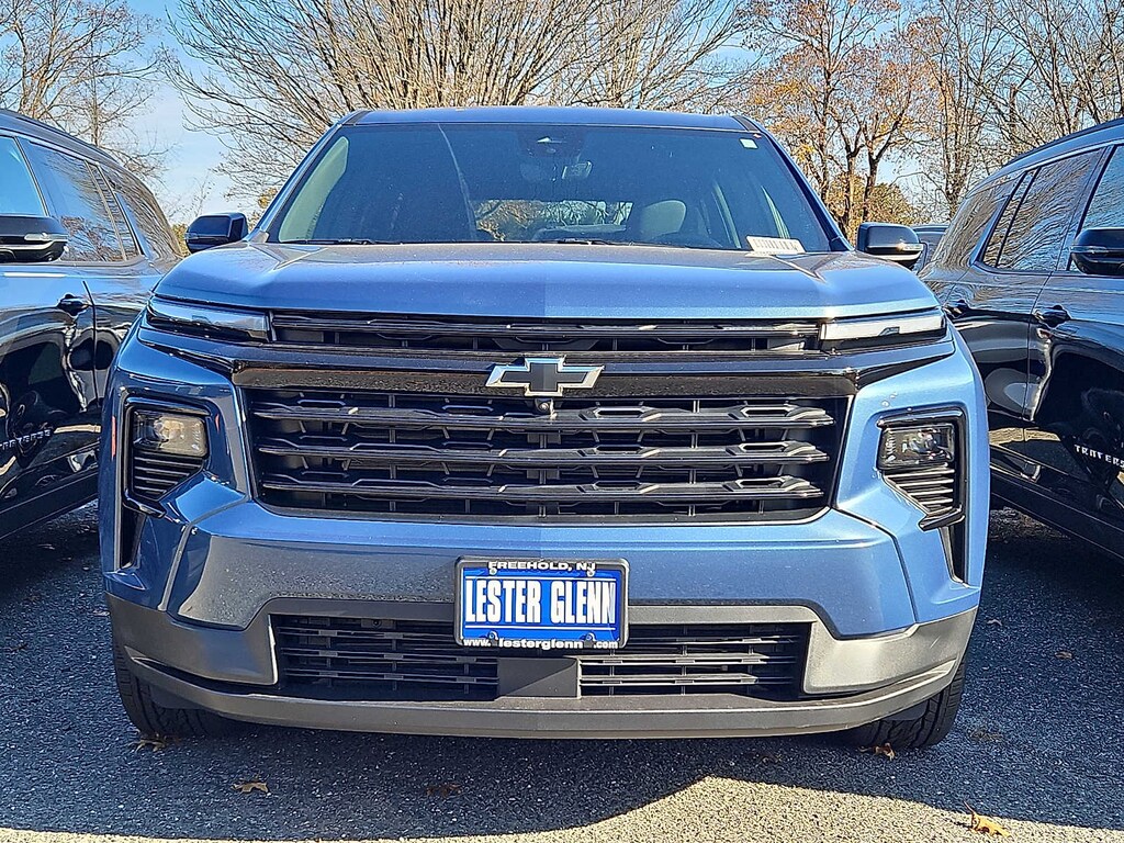New 2026 Chevrolet Traverse AWD LT