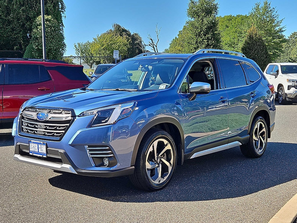 Used 2023 Subaru Forester Touring CVT