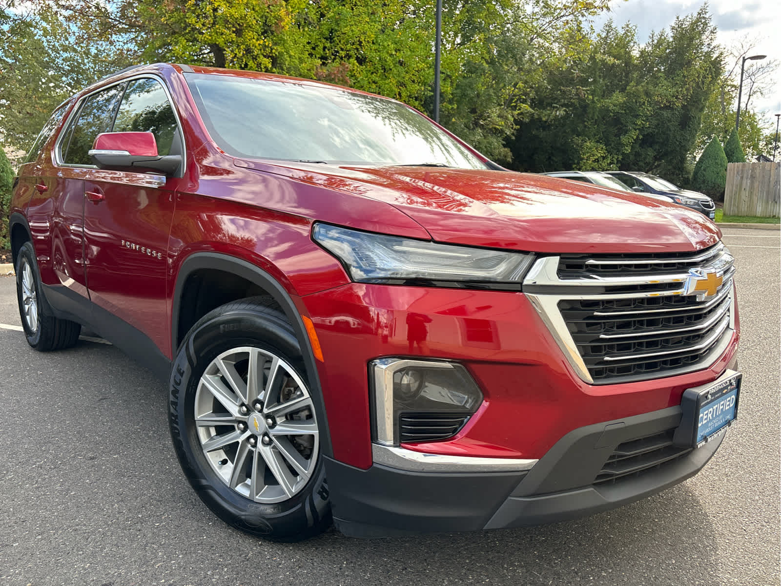 2023 Chevrolet Traverse Leather photo 2