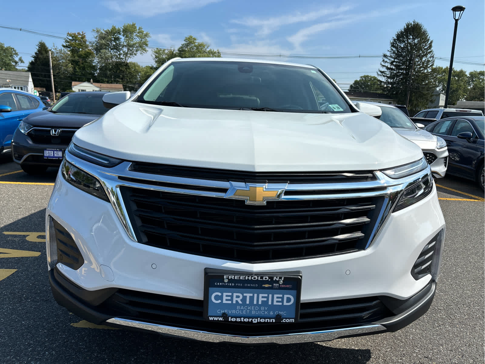 2024 Chevrolet Equinox LT photo 2