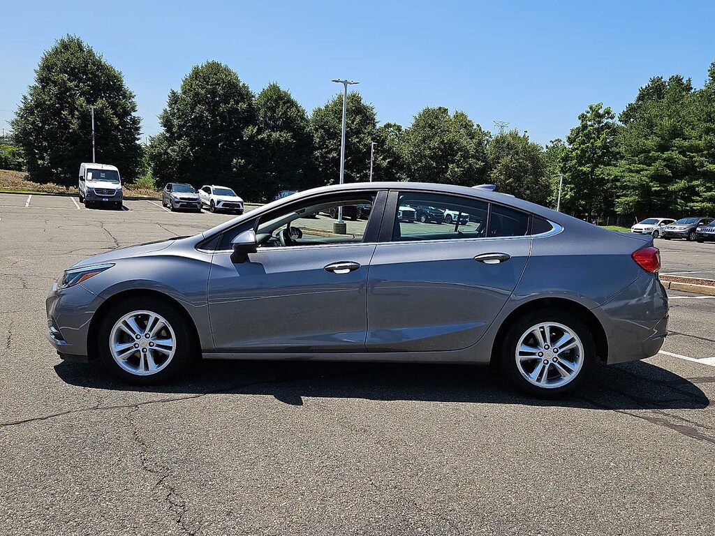 Used 2018 Chevrolet Cruze LT Sdn