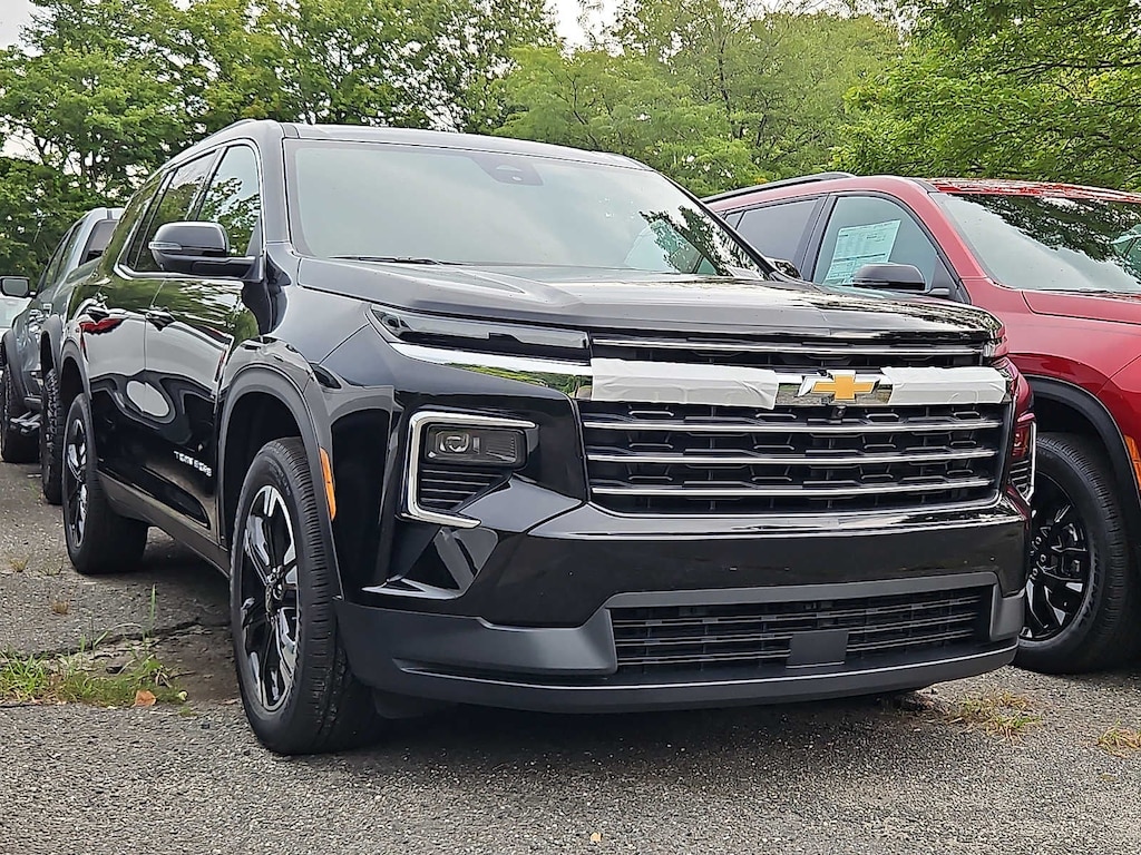 New 2027 Chevrolet Traverse LT SUV